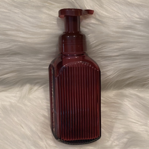Maroon Vertical Lines Gentle & Clean Foaming Hand Soap Dispenser by BBW, NWTags - Picture 5 of 7